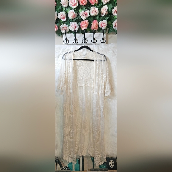 Rachel Zoe Other - Rachel Zoe *Rare* 2000's Cream Lace Overlay